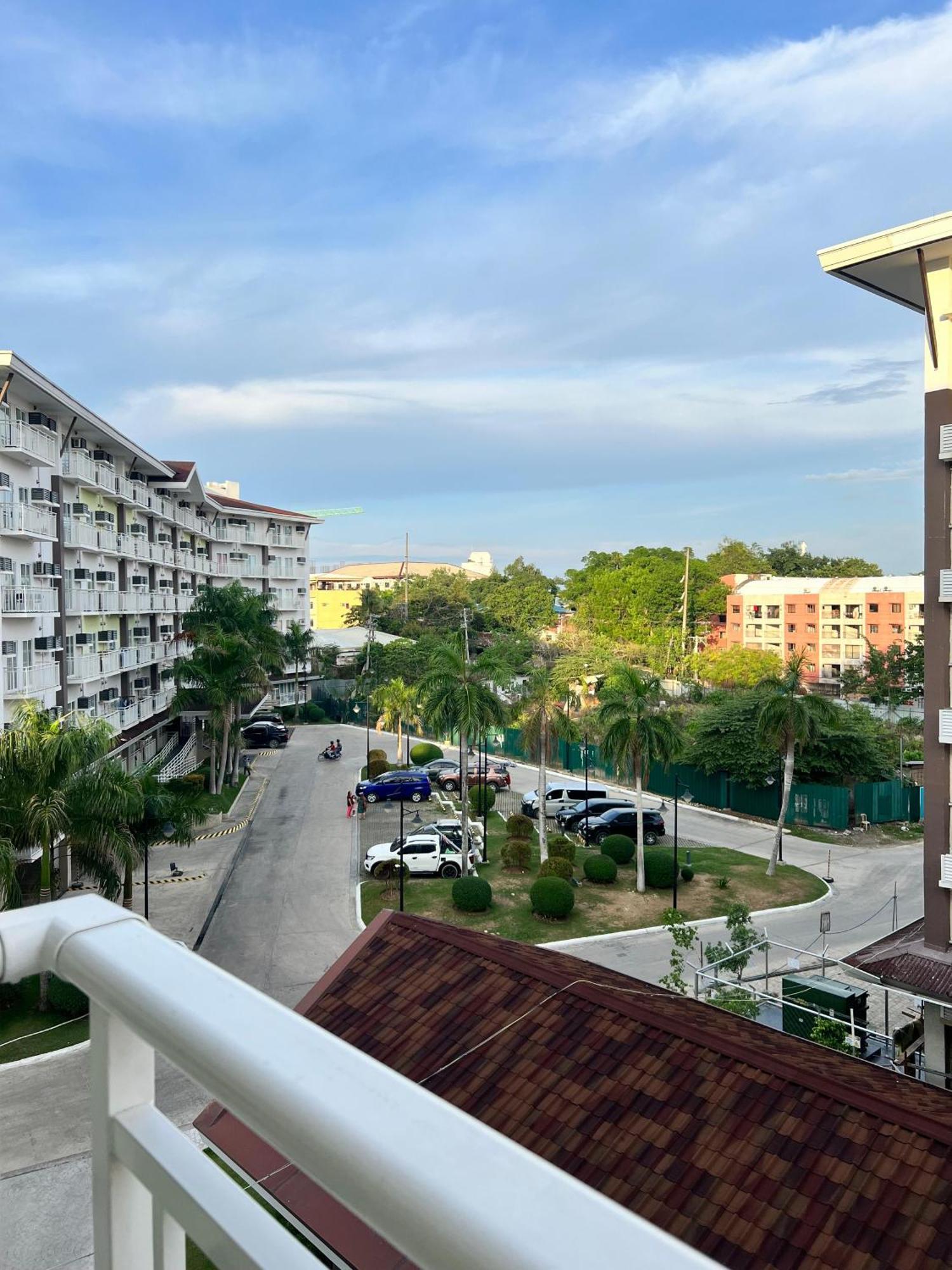 Vp - Amani Grand Resort Residences, 03 Minutes Away From Mactan Airport - Bldg B - Unit 522 マクタン エクステリア 写真